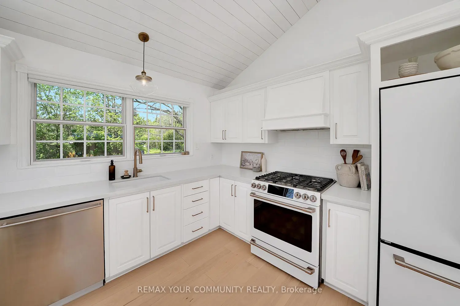 12768 Weston Road