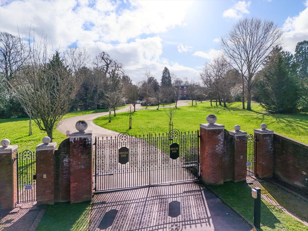 Additional image 16 of 3 bed flat for saleMolesey Park Road, East Molesey, Surrey KT8