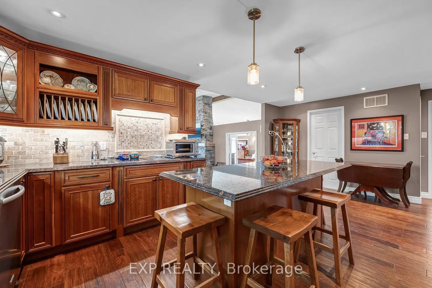 450 Lake Drive photo 3