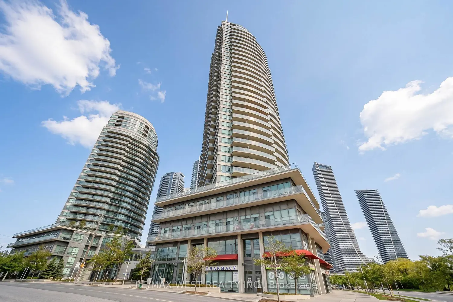 2240 Lake Shore Boulevard 505