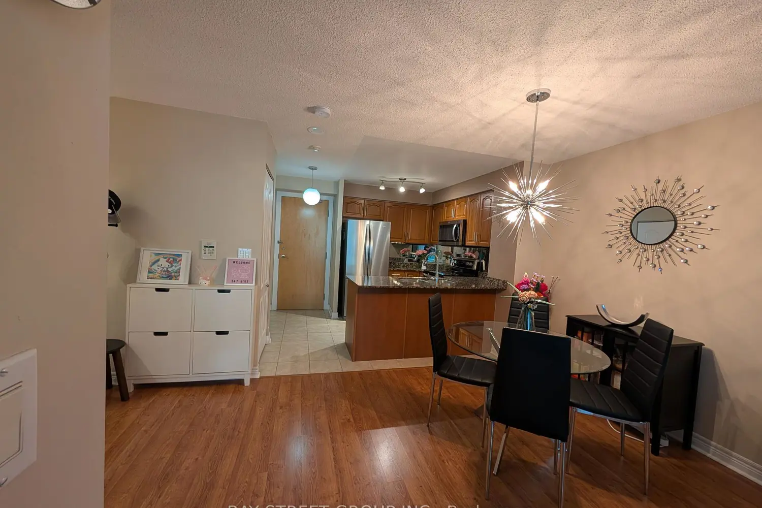 212 Eglinton Avenue 505