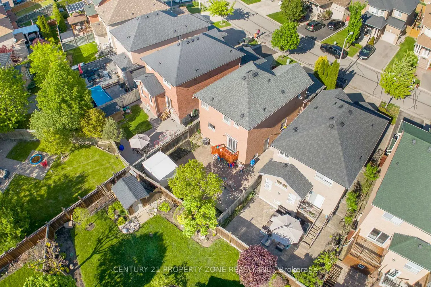24 Signet Way photo 2