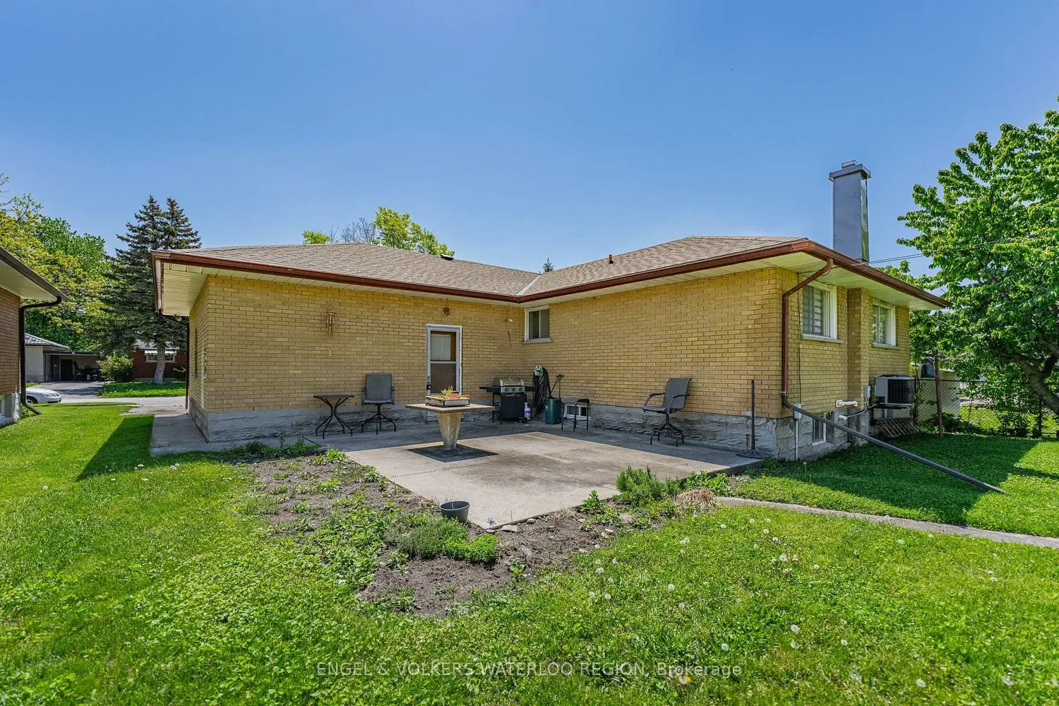 Additional image 18 of 66 Carrol Street