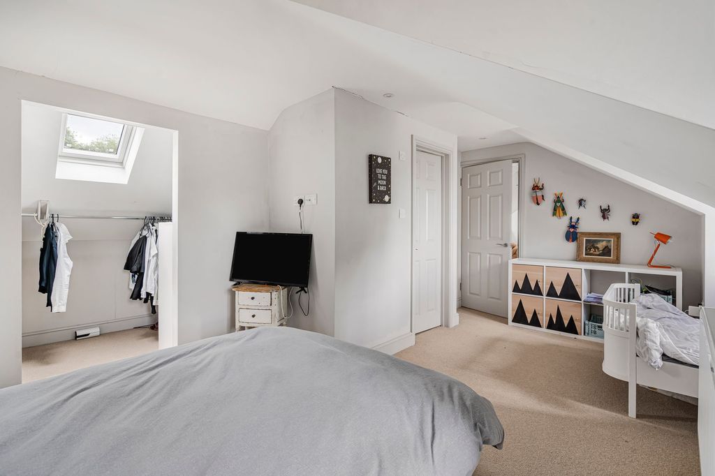 Additional image 17 of 7 bed detached house for saleHeadley Road, Epsom KT18