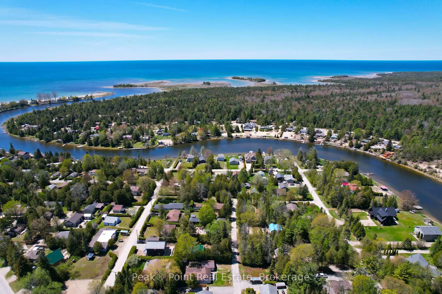 1245 Sauble Falls Road photo 4