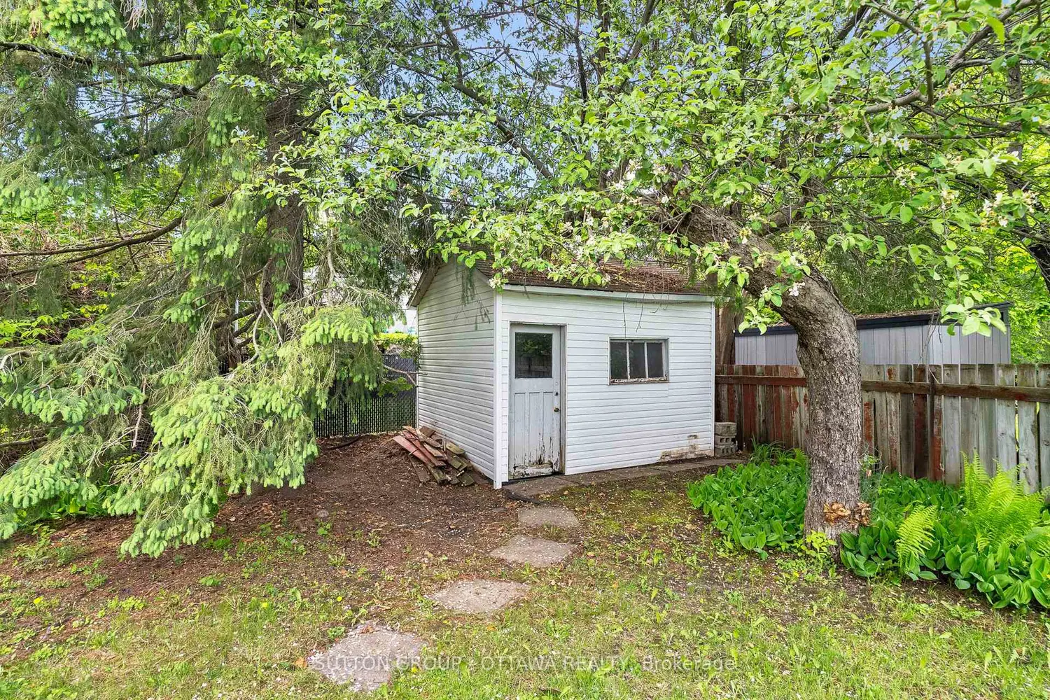 Additional image 19 of 45 Larkspur Drive