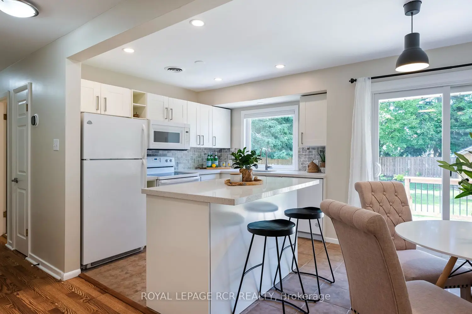 Additional image 6 of 77 Zina Street