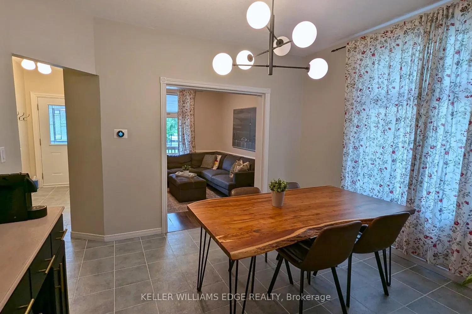 209 Glendale Avenue photo 3