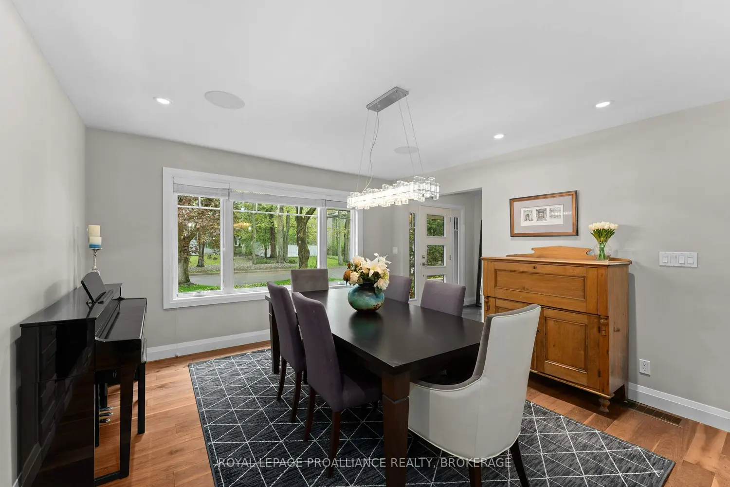 29 Hillcroft Drive photo 3