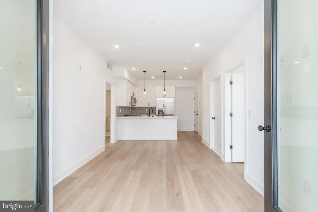 Additional image 6 of 2002 Frankford Ave Unit 201, Philadelphia, PA 19125