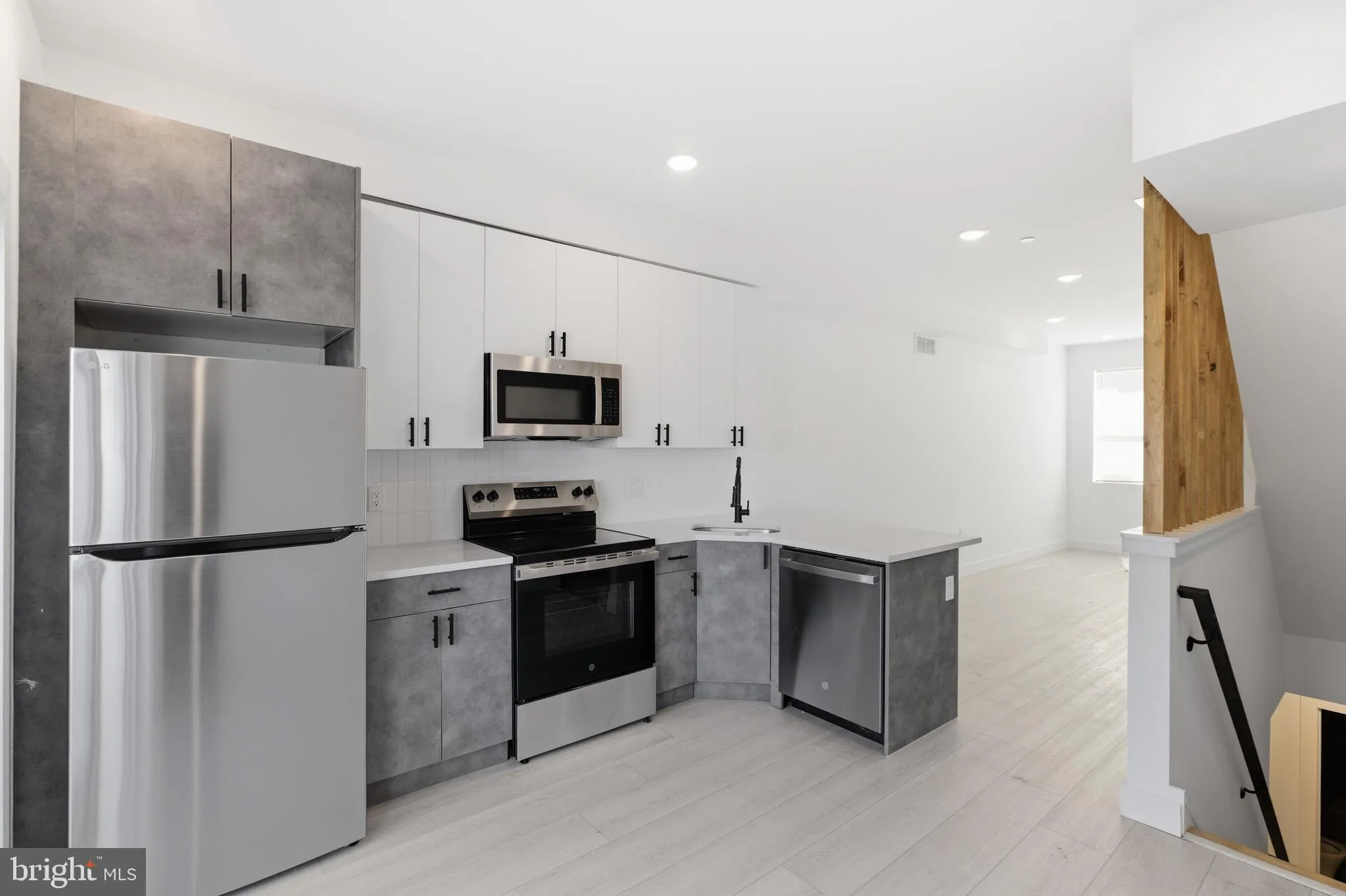 Additional image 30 of 1023 W Orleans Street, Philadelphia, PA 19133