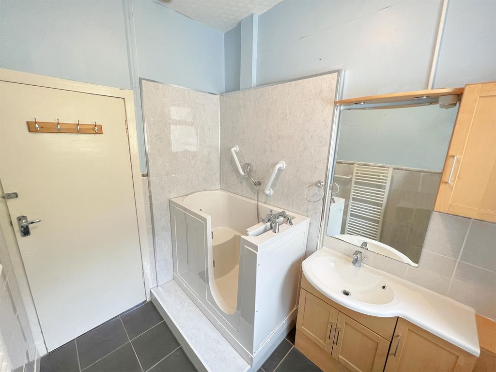 Additional image 17 of 2 bed detached bungalow for saleFairholm, 131 Bullwood Road, Dunoon PA23
