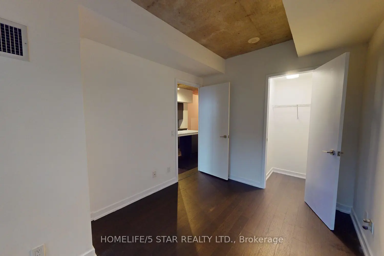 Additional image 7 of 1030 King Street 319