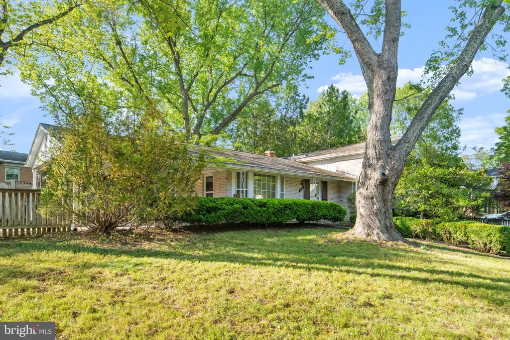 13100 Hathaway Drive, Silver Spring, MD 20906 photo 4