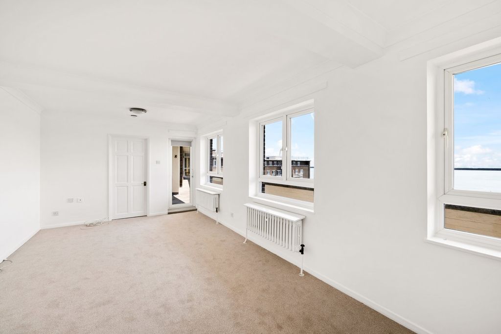 Additional image 4 of 1 bed flat for saleThe Gateway, Dover CT16
