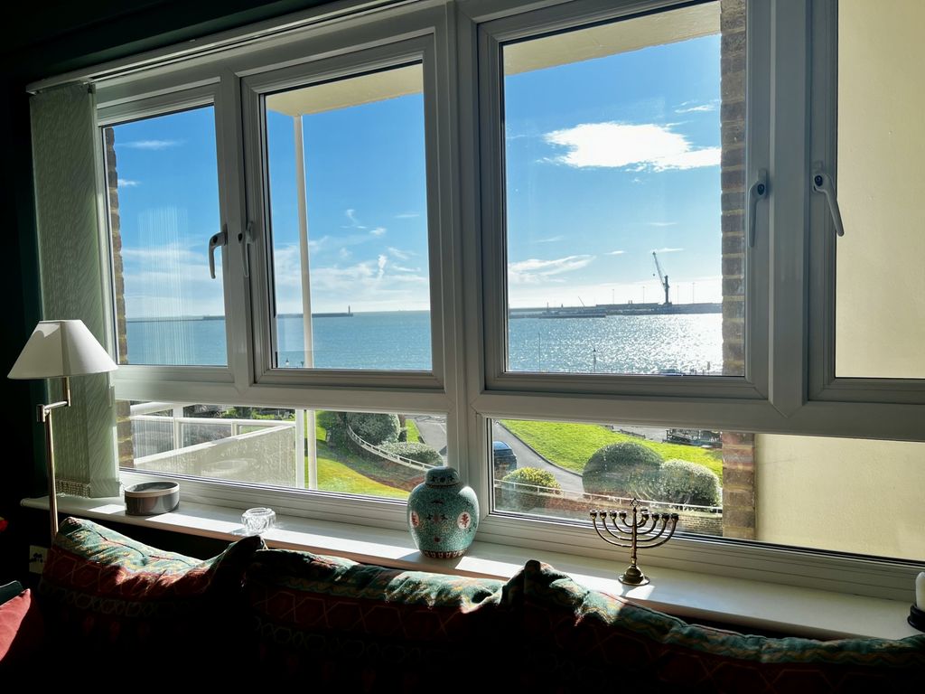 Additional image 6 of 3 bed flat for saleThe Gateway, Dover CT16
