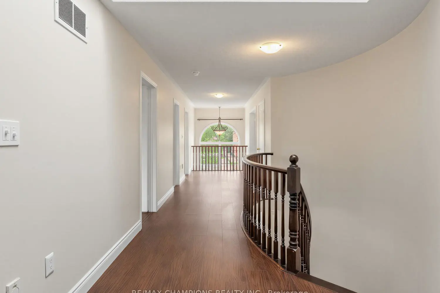 Additional image 8 of 1 Cluster Oak Place
