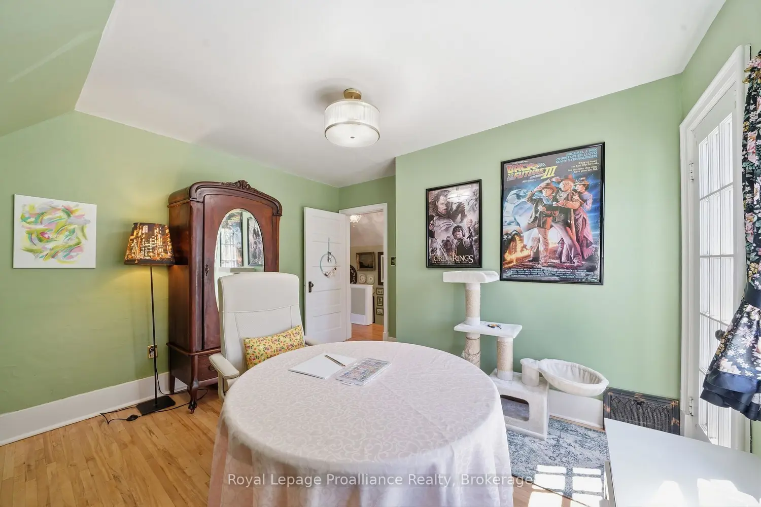 195 Maclellan Avenue photo 4