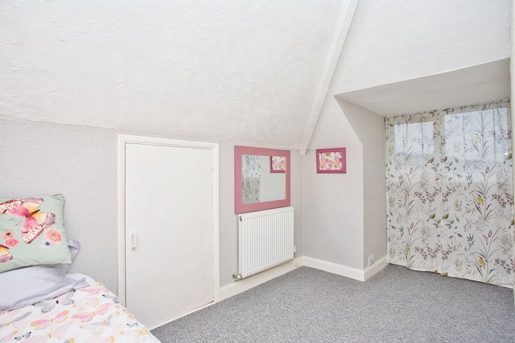 Additional image 10 of 4 bed maisonette for saleGodwyne Road, Dover CT16