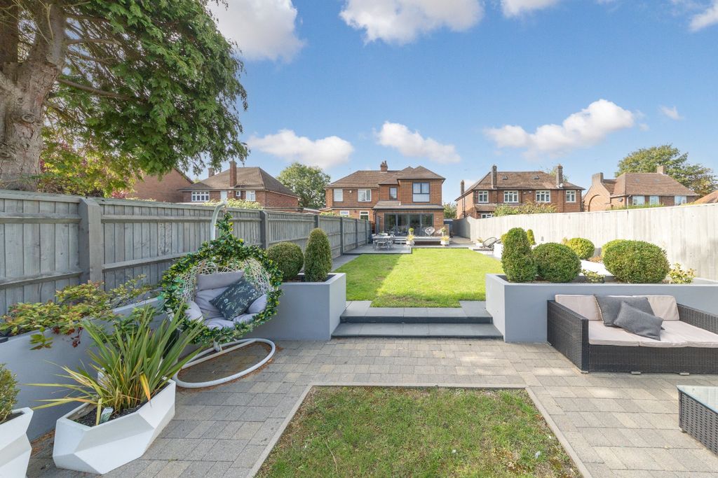 Additional image 23 of 3 bed semi-detached house for saleBullpond Lane, Dunstable LU6