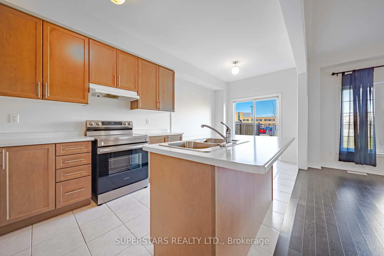 Additional image 8 of 2408 Angora Street