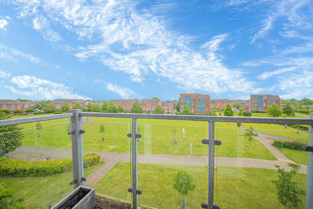 Additional image 11 of 2 bed flat for saleSomers Way, Eastleigh SO50