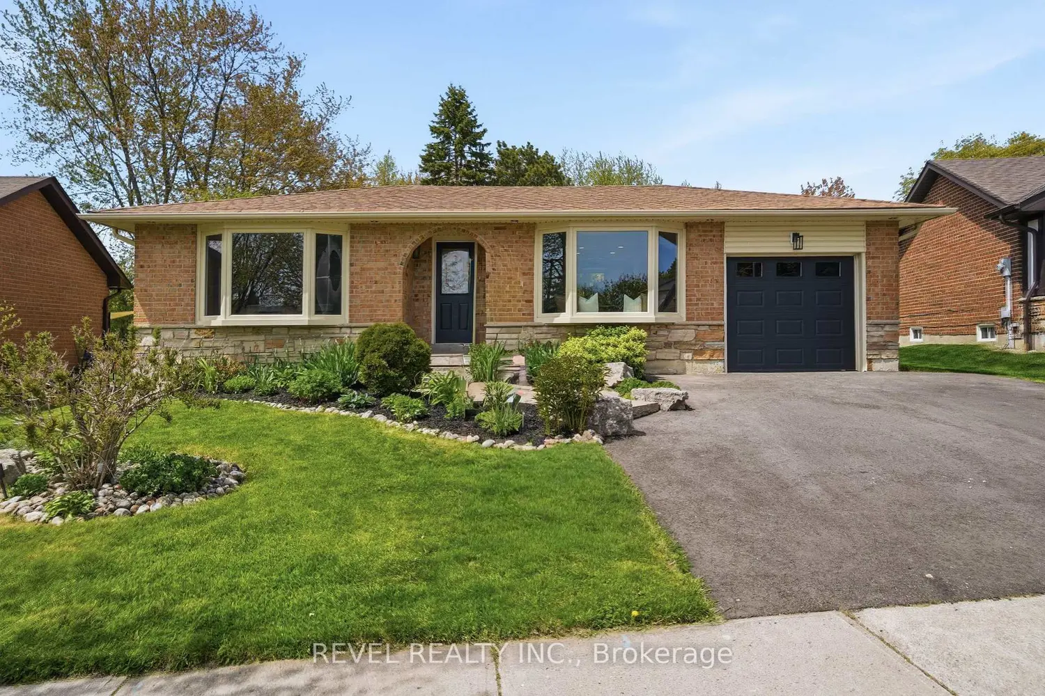 39 Anstead Crescent