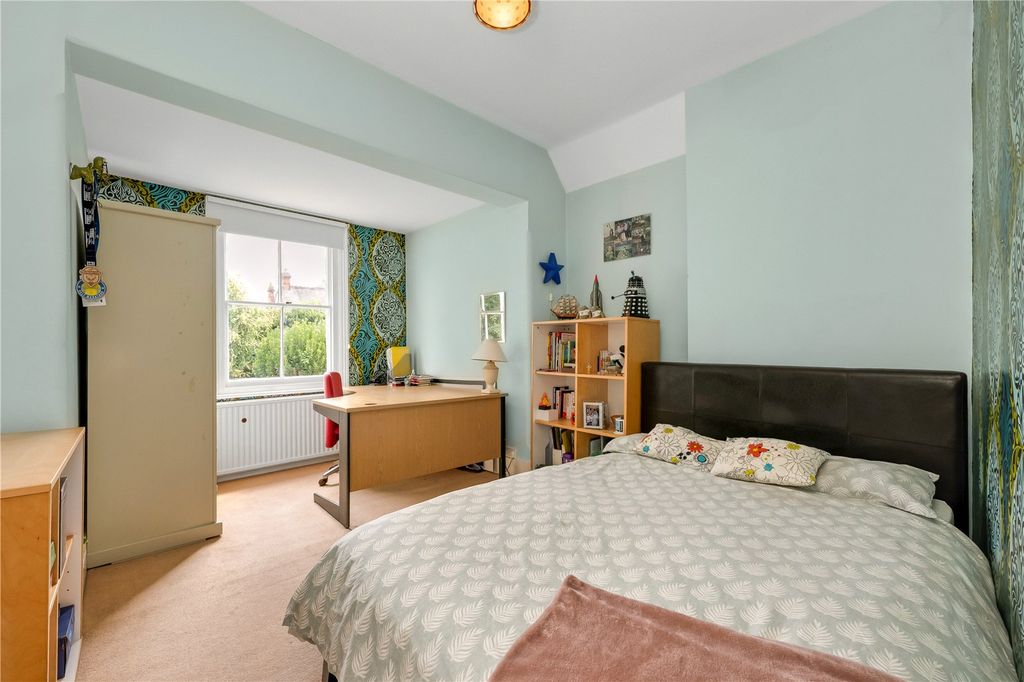 Additional image 9 of 6 bed detached house for saleGrove Road, East Molesey, Surrey KT8