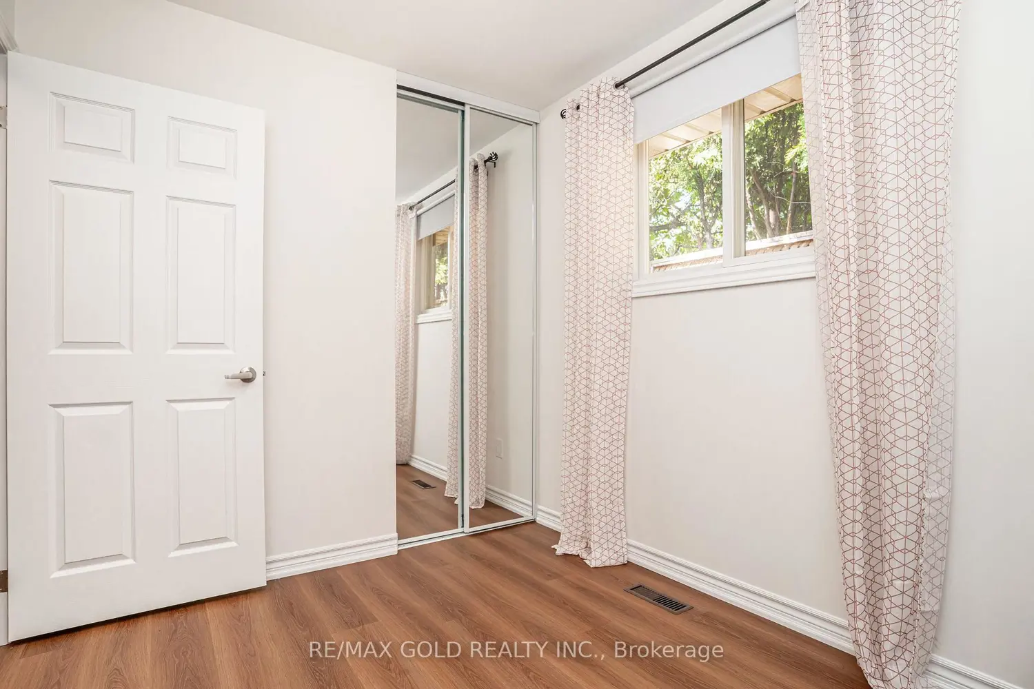 Additional image 13 of 75 Mancroft Crescent