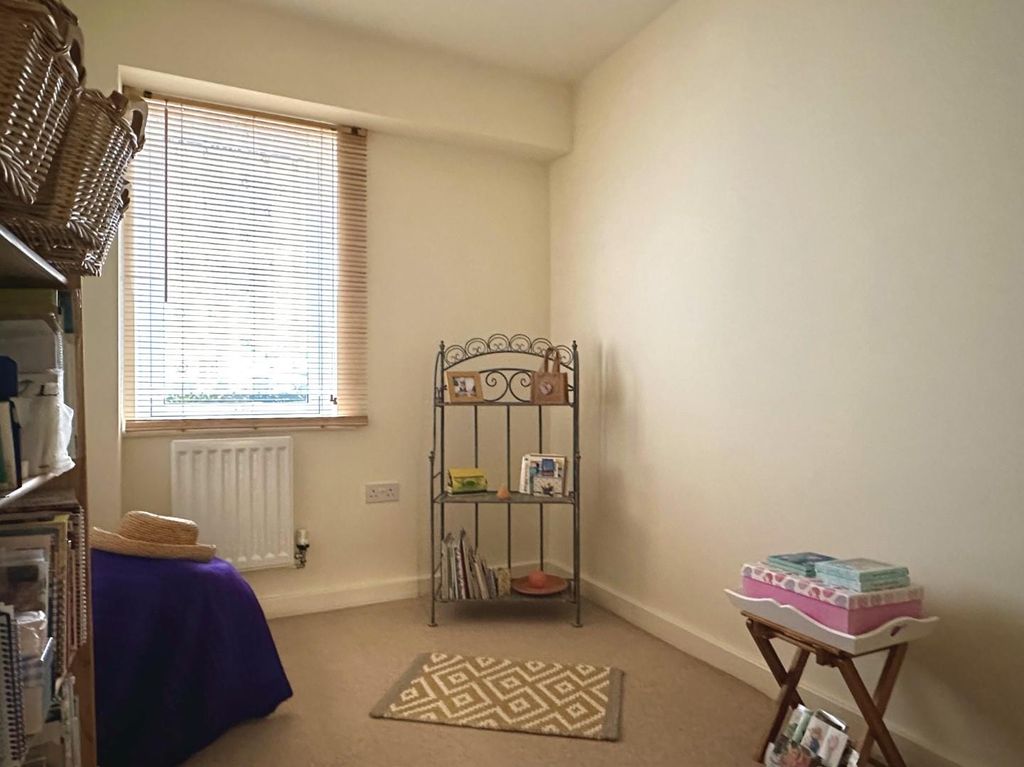 Additional image 8 of 2 bed flat for saleWain Close, Penarth CF64