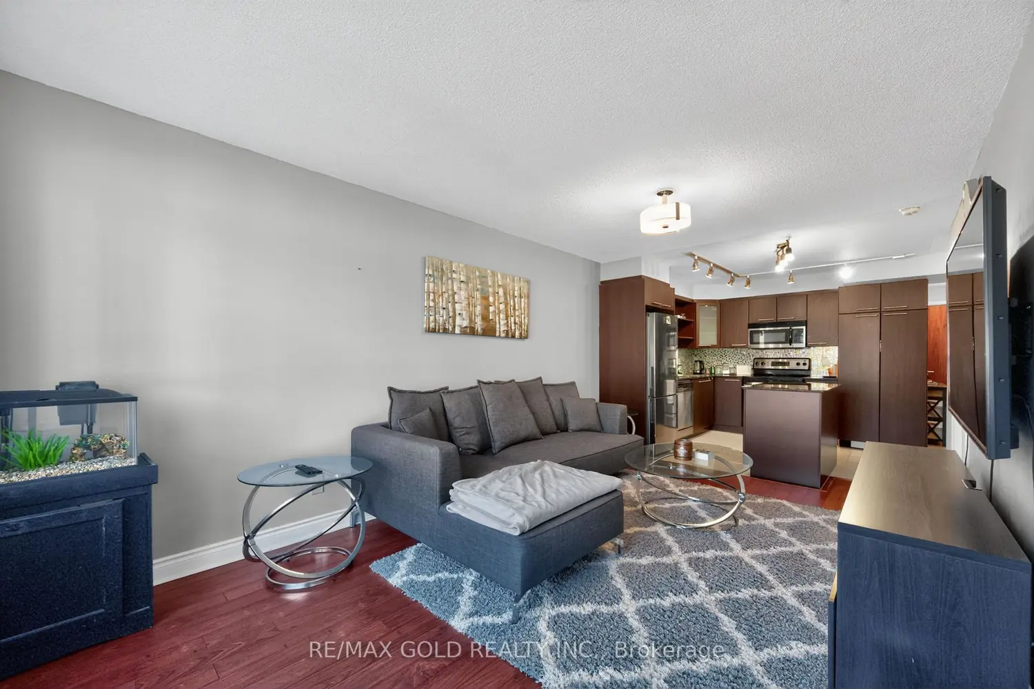 Additional image 9 of 37 Galleria Parkway 319