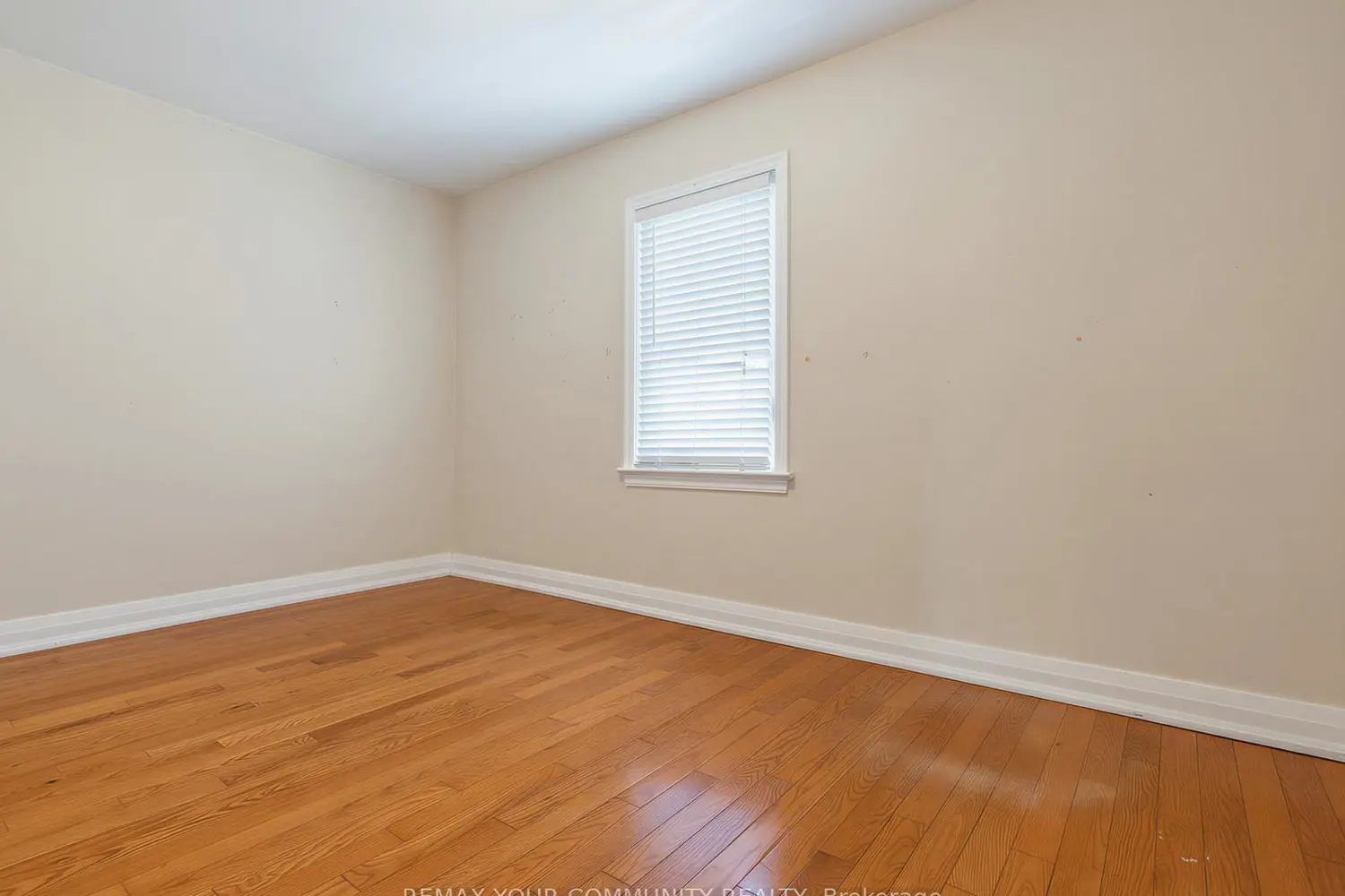 Additional image 19 of 9 Letchworth Crescent