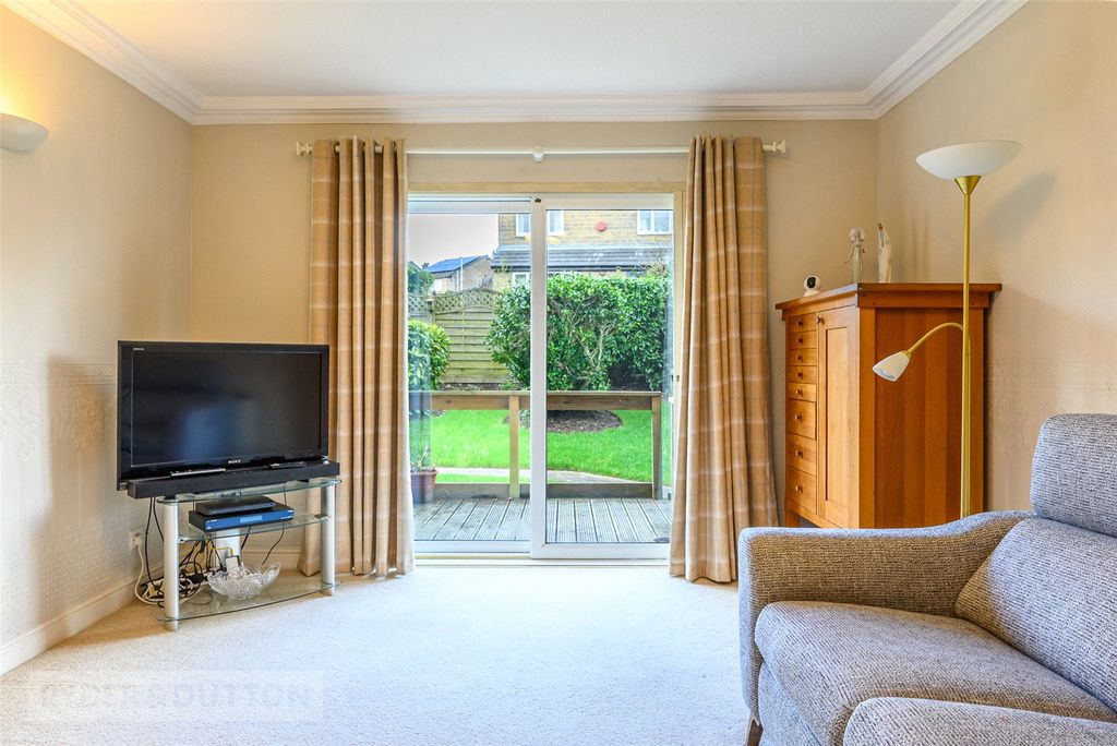 Additional image 3 of 2 bed flat for saleHall Lee Fold, Lindley, Huddersfield HD3