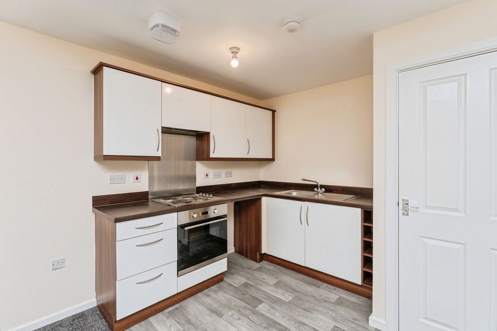 Additional image 3 of 2 bed flat for saleRobinson Road, Ellesmere Port, Cheshire CH65