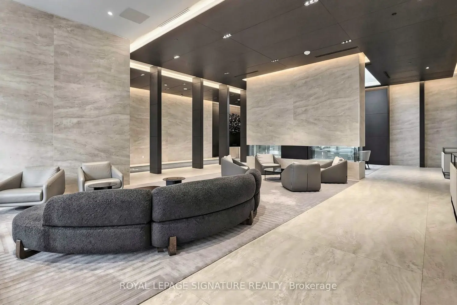 2221 Yonge Street 1011