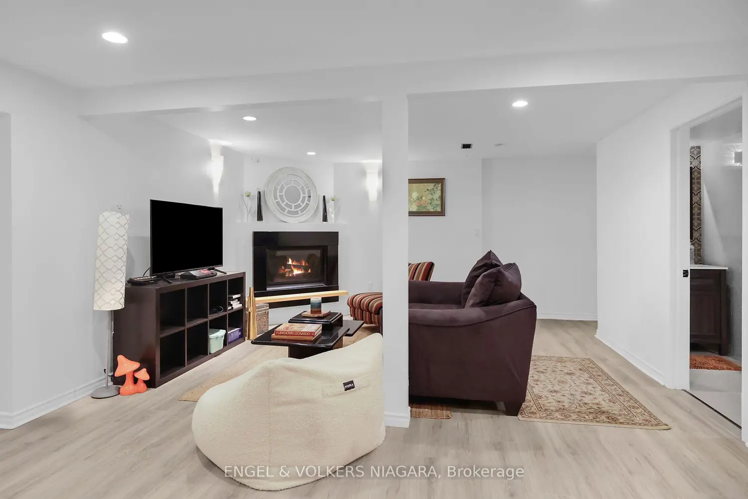 Additional image 11 of 2459 Noella Crescent