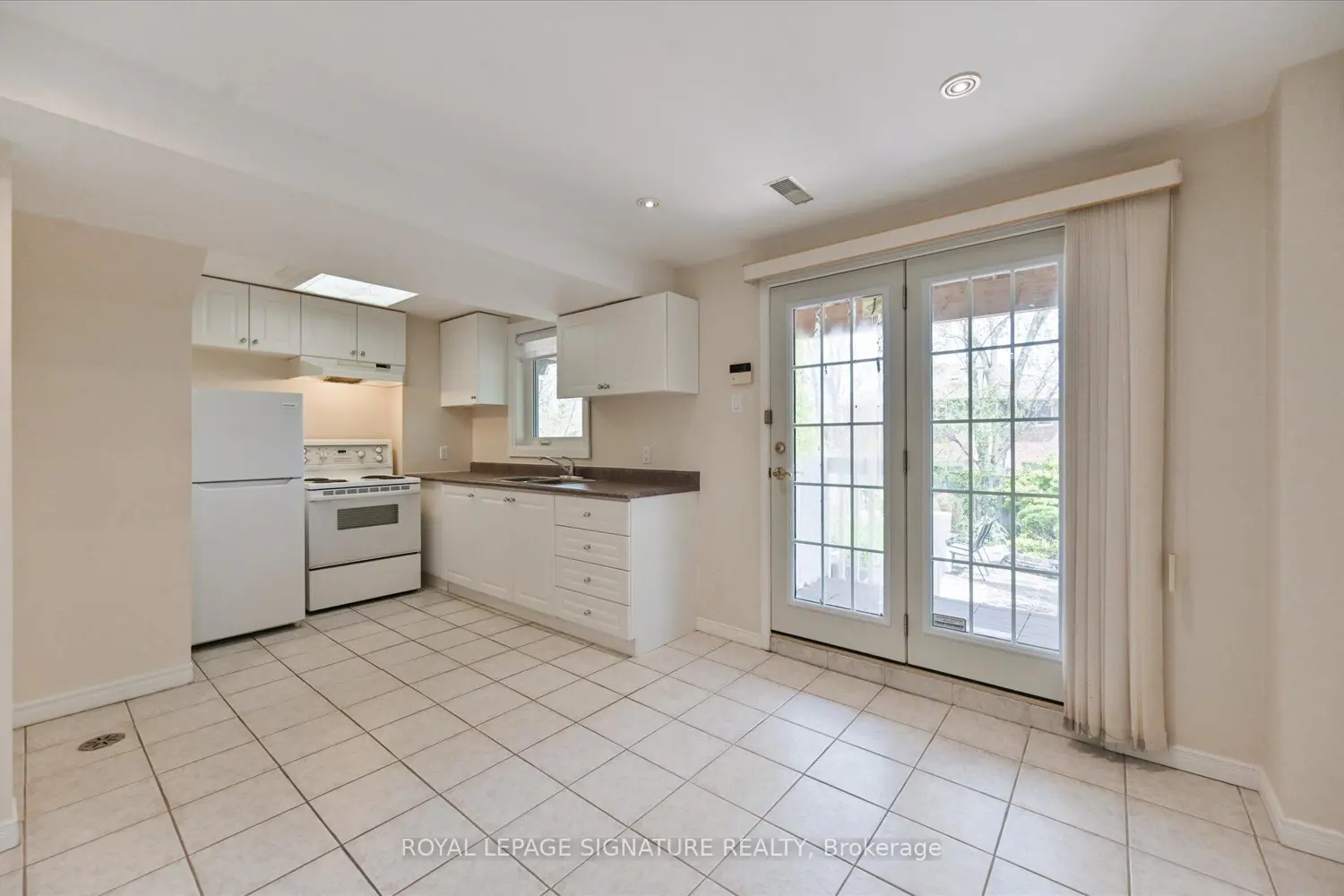 Additional image 5 of 5481 Palmerston Crescent