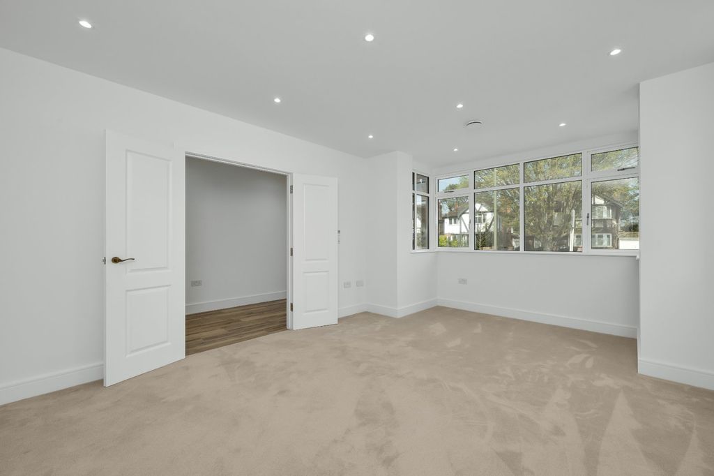 Additional image 4 of 4 bed semi-detached house for saleHurst Road, East Molesey, Surrey KT8