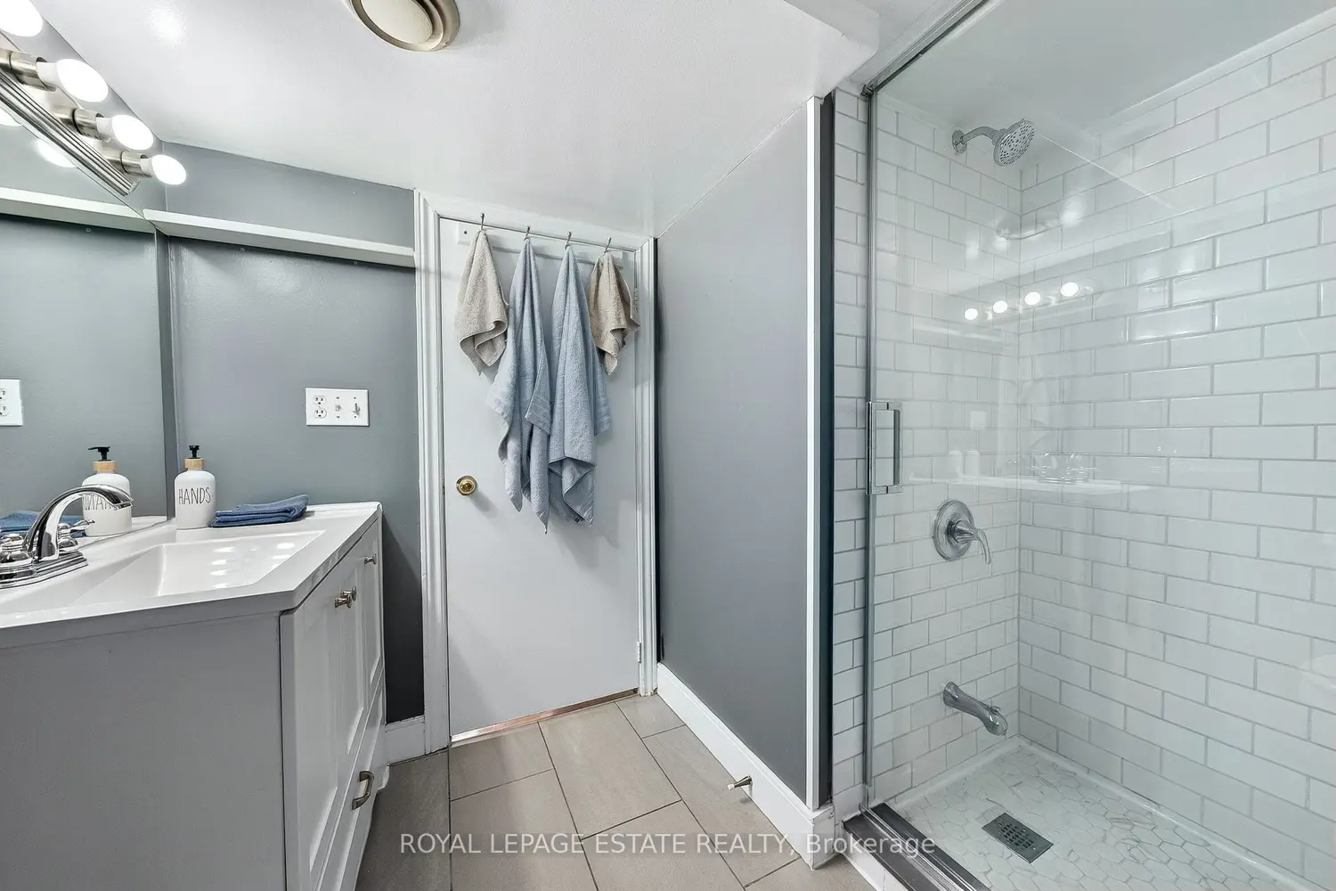 Additional image 17 of 1016 Kipling Avenue