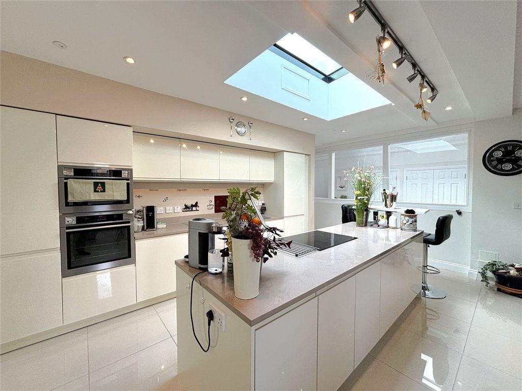 Additional image 6 of 3 bed flat for saleSomerleigh Road, Dorchester, Dorset DT1