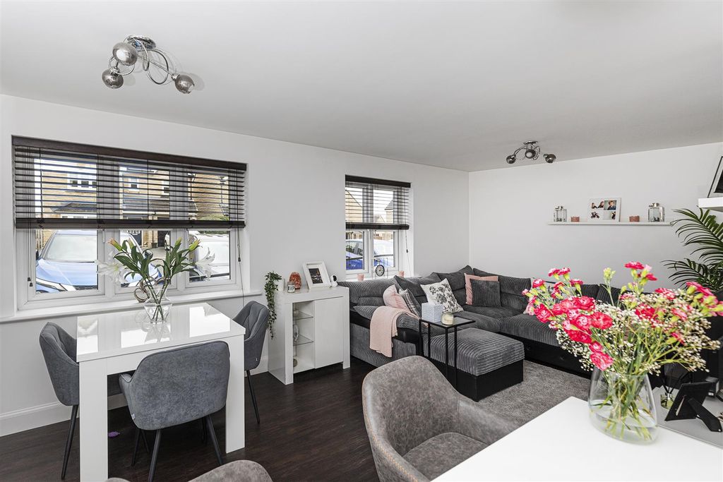 Additional image 12 of 2 bed flat for saleTennyson Avenue, Lindley, Huddersfield HD3