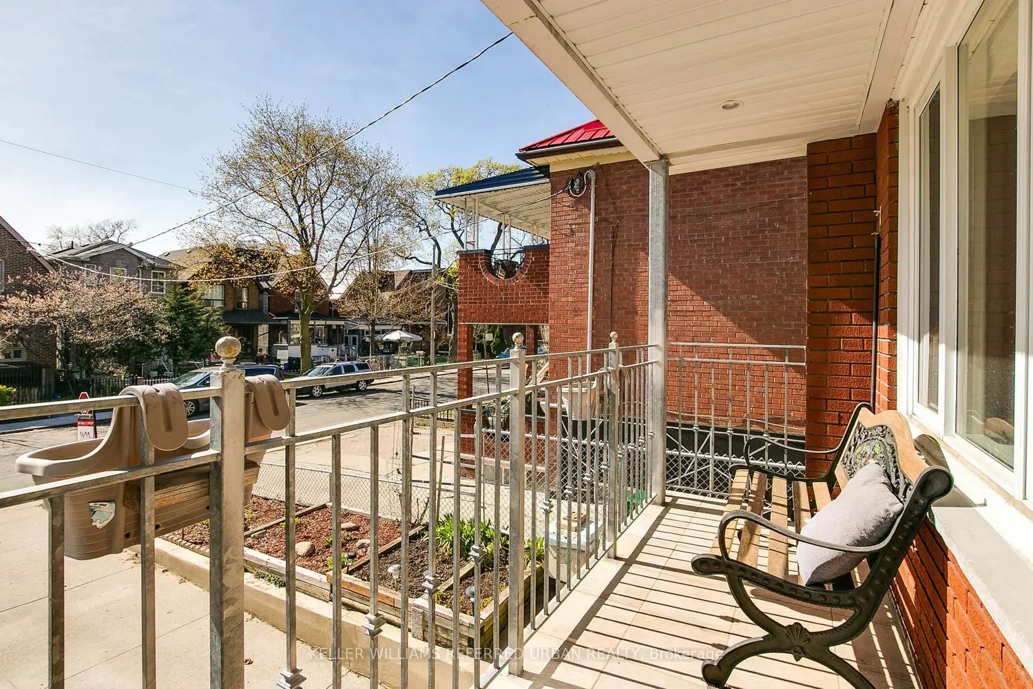 Additional image 6 of 663 Brock Avenue