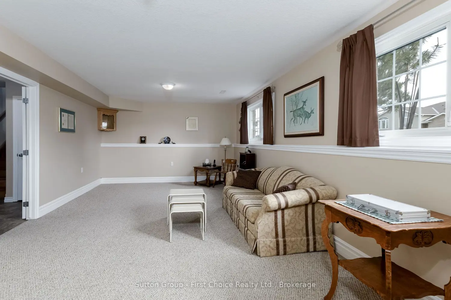 64 Park Lane photo 5