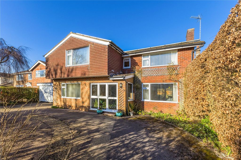 Additional image 24 of 4 bed detached house for saleThe Avenue, Dunstable, Bedfordshire LU6