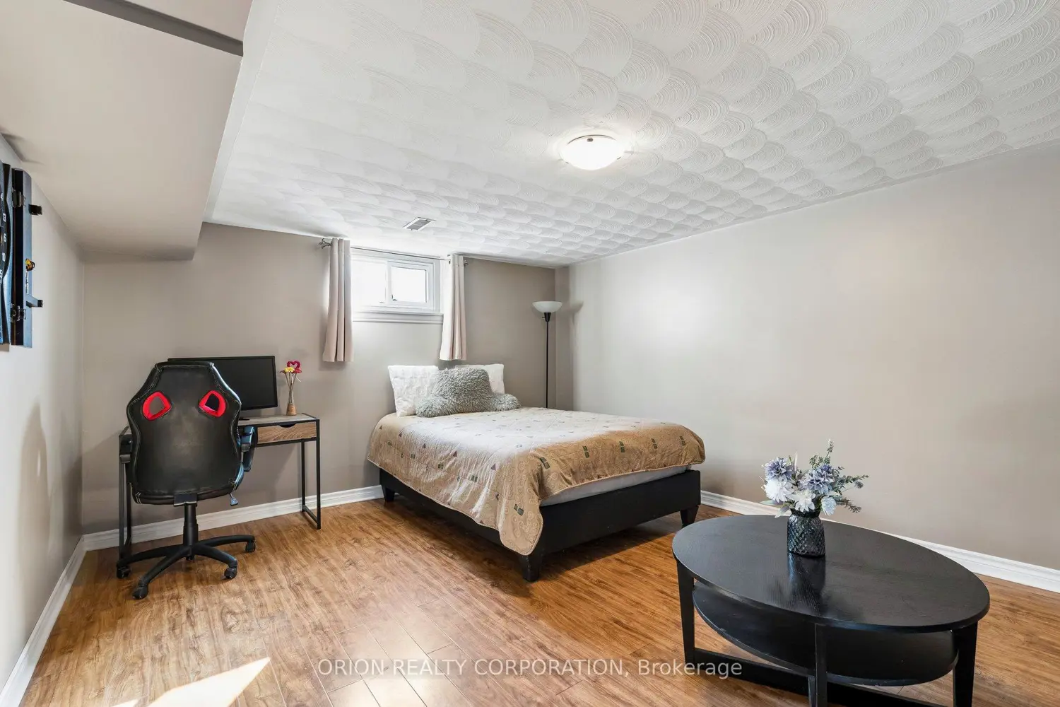 Additional image 14 of 1014B Vanier Avenue