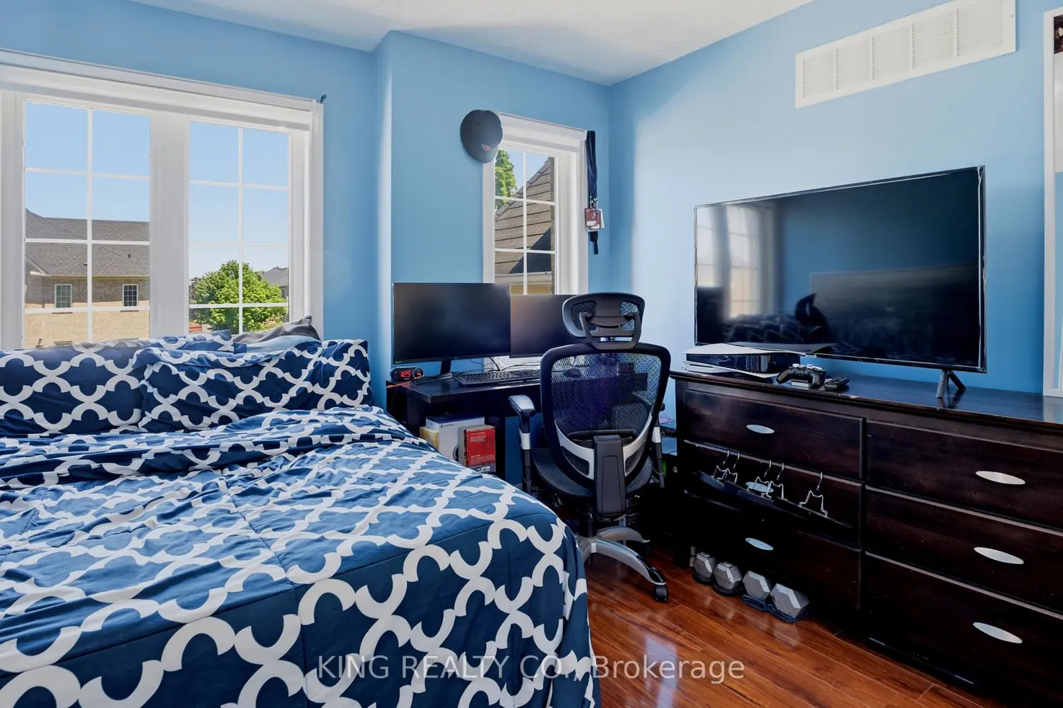 Additional image 7 of 12 Helman Road