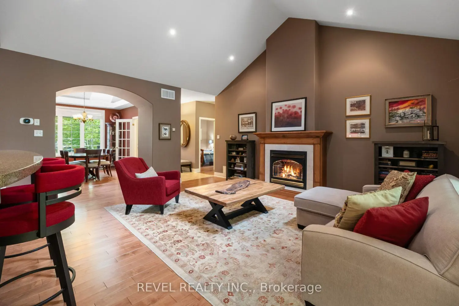 23 Laddie Lane photo 4