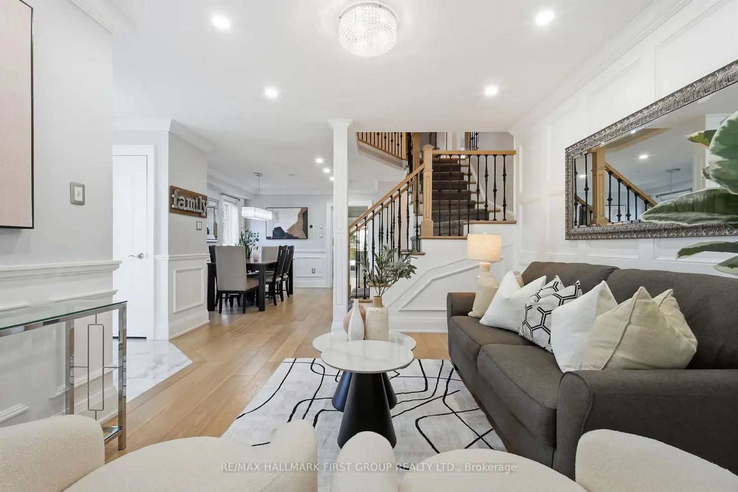 55 Armitage Crescent photo 3