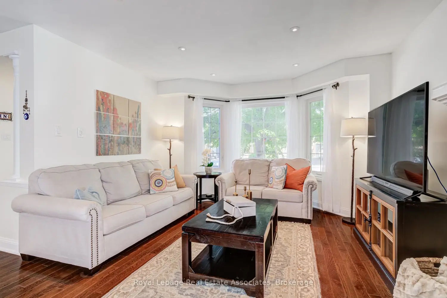 1179 Treetop Terrace photo 3