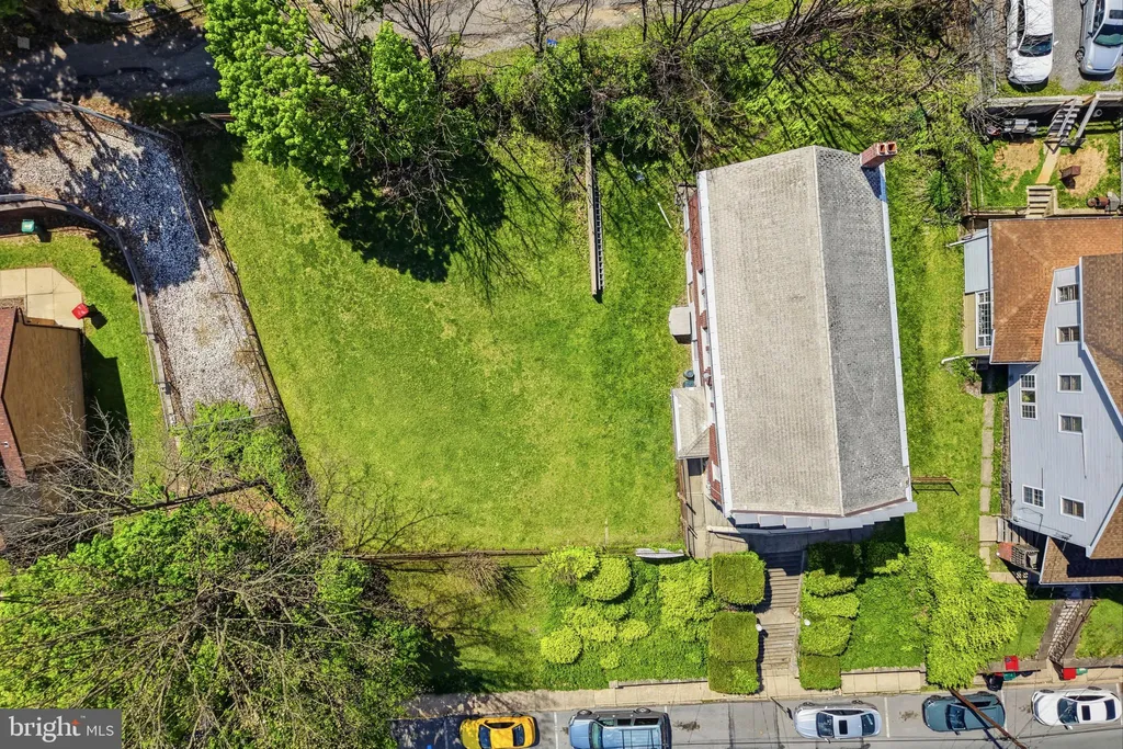 Additional image 10 of 194 Bankway Street, Lehighton, PA 18235